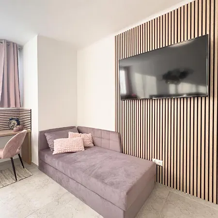 Modern & Air Condition 5br, Near Danube River * קרמס אן דר דונאו