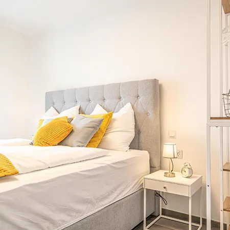 דירה Modern & Air Condition 5br, Near Danube River קרמס אן דר דונאו