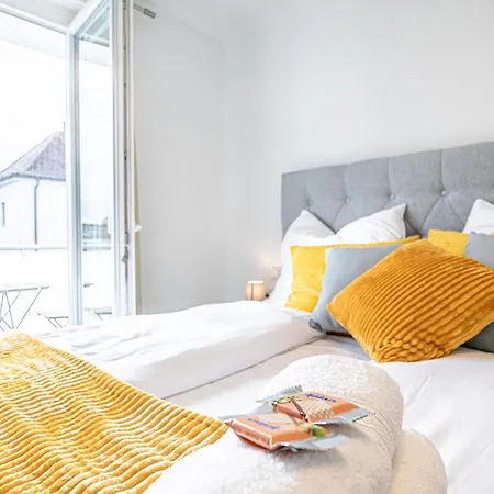 Modern & Air Condition 5br, Near Danube River