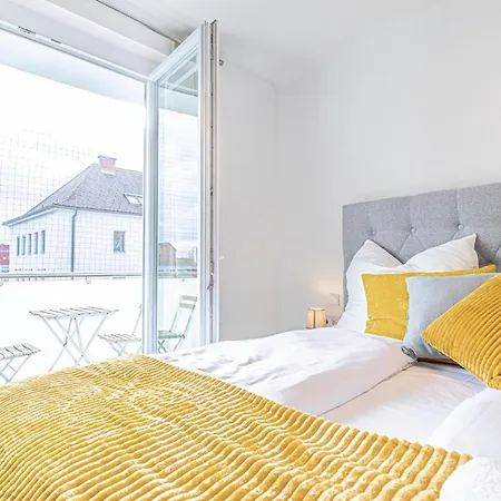 Modern & Air Condition 5br, Near Danube River דירה קרמס אן דר דונאו