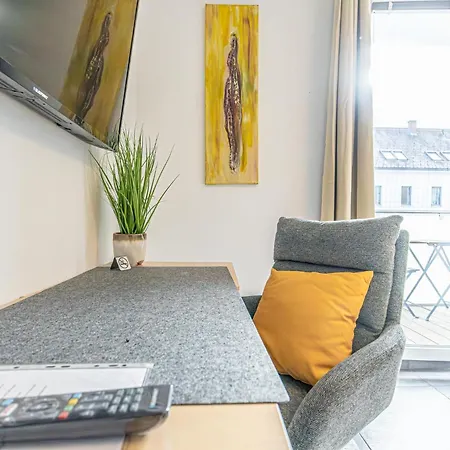 דירה Modern & Air Condition 5br, Near Danube River קרמס אן דר דונאו